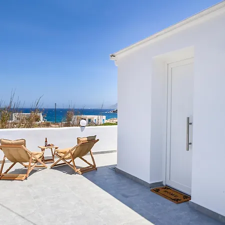 Andriana's Heavenly House * Mandrakia