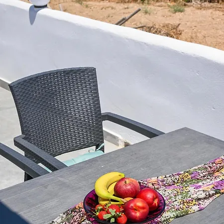 Andriana's Heavenly House Apartment Mandrakia