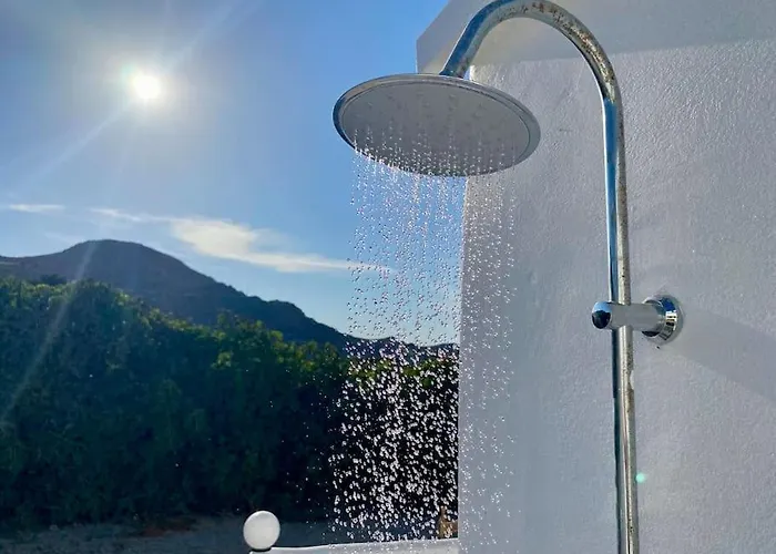 Andriana's Heavenly House דירה Mandrakia